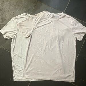 32 Degrees Cool Men’s Size Medium Classic White Men's T-Shirt